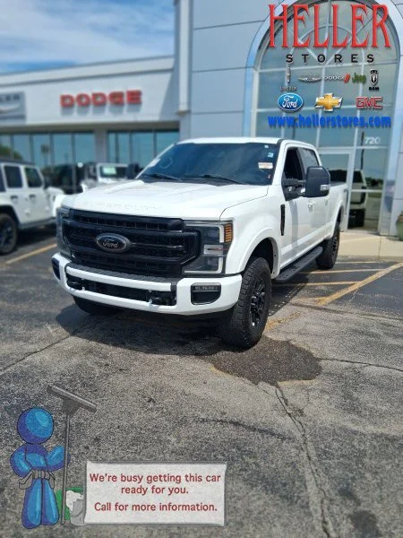 Used 2022 Star White Metallic Tri-Coat Ford LARIAT image 1