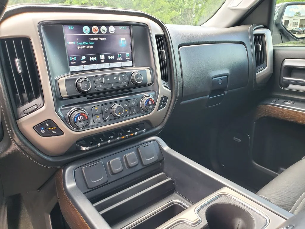 Used 2018 Black GMC Denali image 21