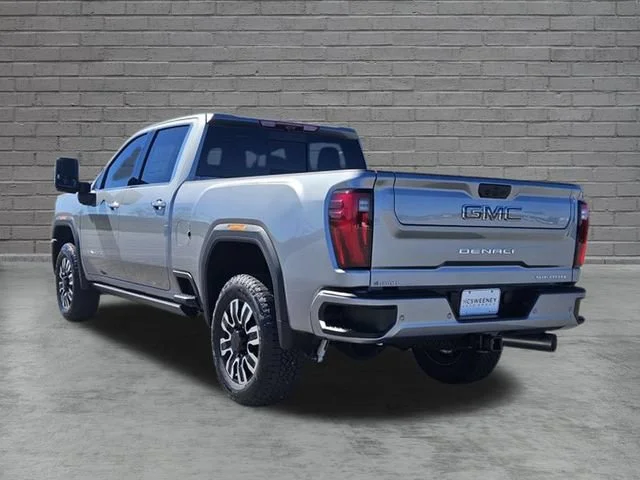 2026 GMC Sierra 2500HD Denali Ultimate - Photo 3