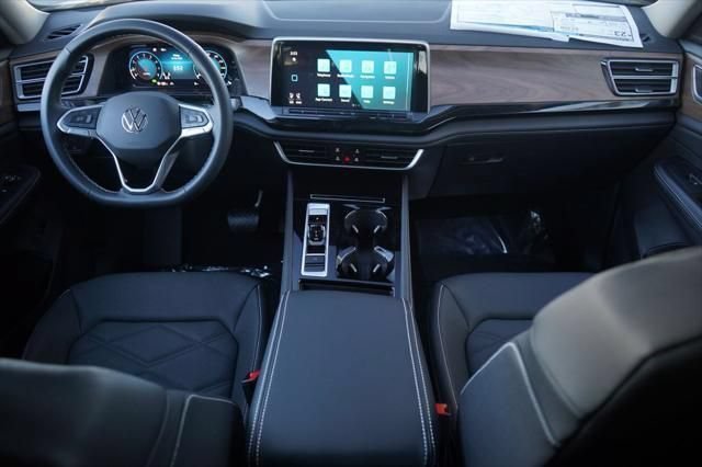2026 Volkswagen Atlas SE w/Tech - Photo 9