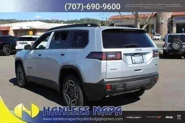 New 2026 Silver Zynith Clear-Coat Exterior Paint Jeep Laredo image 9