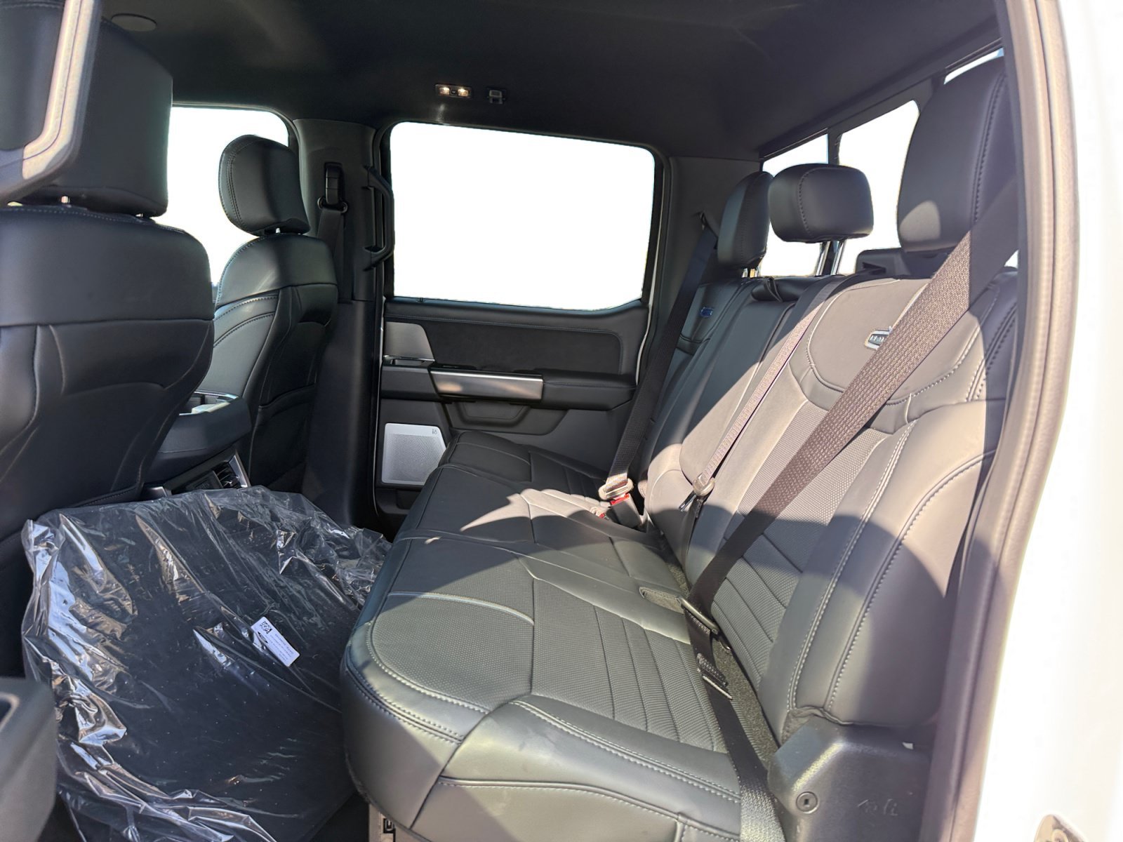 New 2026 Star White Metallic Tri-Coat Ford F-250® Platinum® image 16