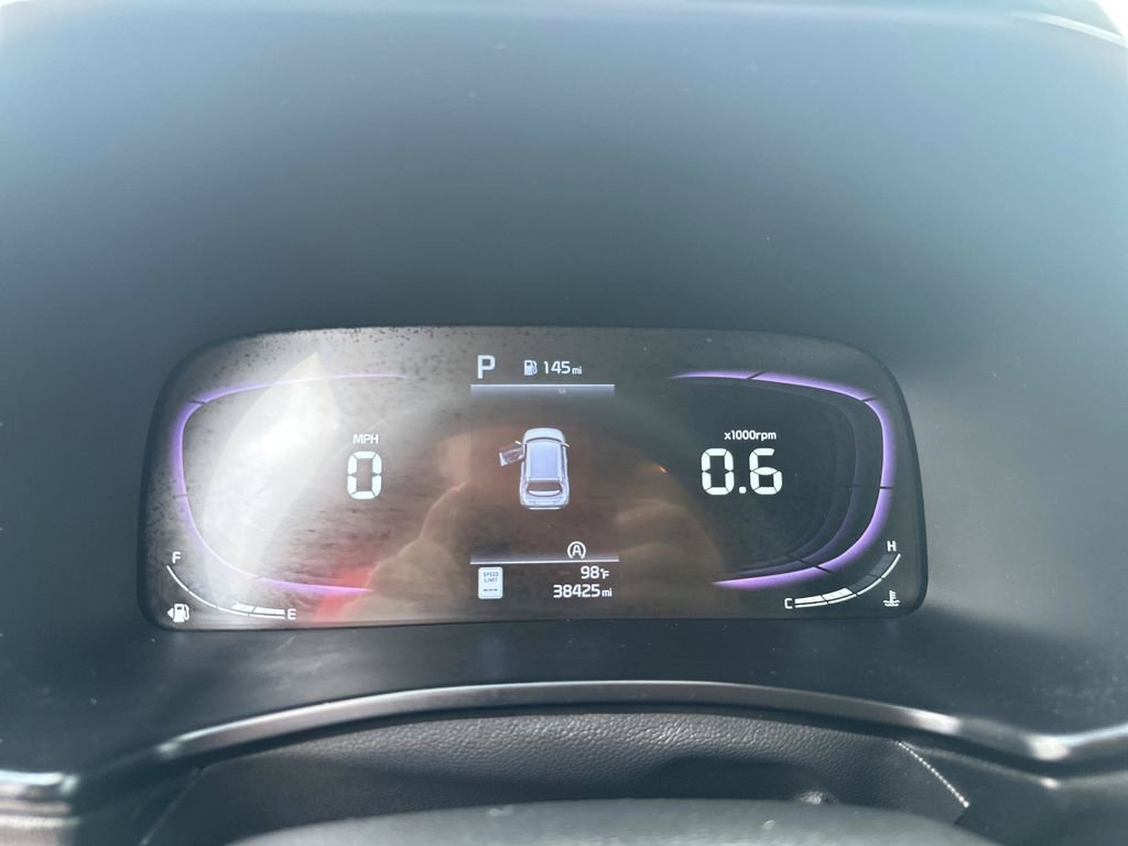 Used 2024 Gravity Gray Kia LX image 18