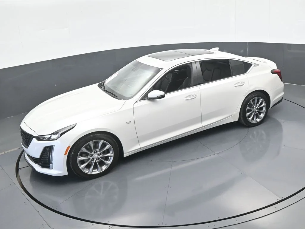 Used 2020 Crystal White Tricoat Cadillac Premium Luxury image 49