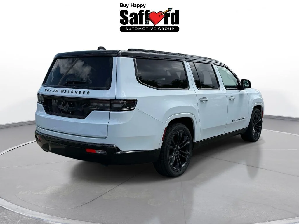 Used 2024 White/off-white Jeep Series II image 10