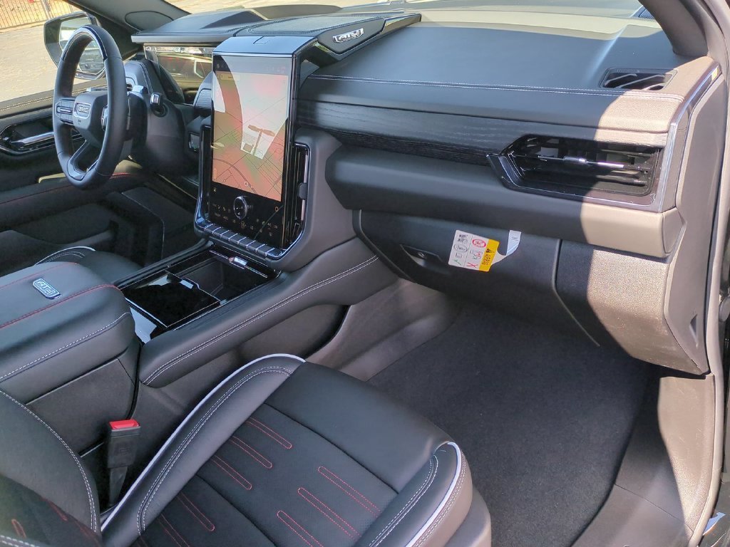 2026 GMC Yukon XL AT4 Ultimate - Photo 35