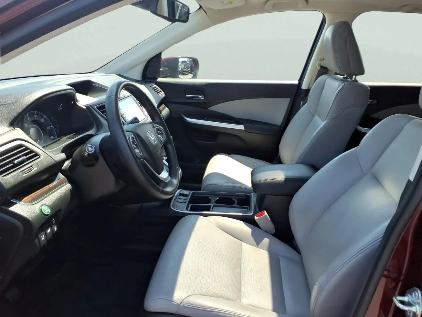 Used 2015 Basque Red Pearl II Honda Touring image 16