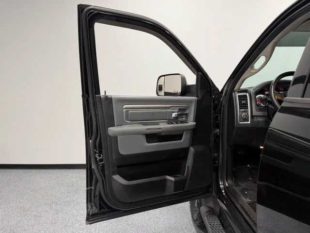 Used 2015 Black Ram Lone Star image 12