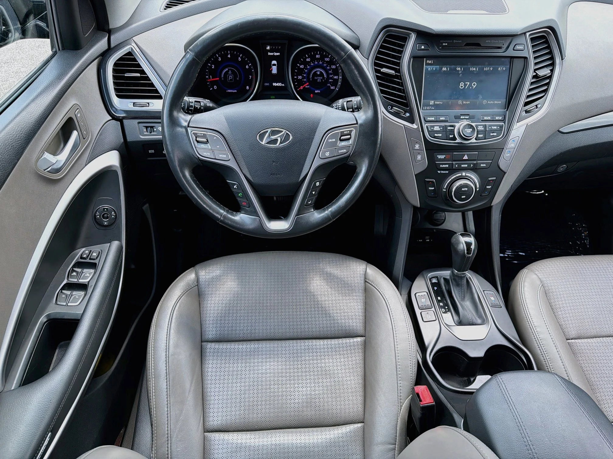 Used 2015 Marlin Blue Hyundai Premium Technology image 16