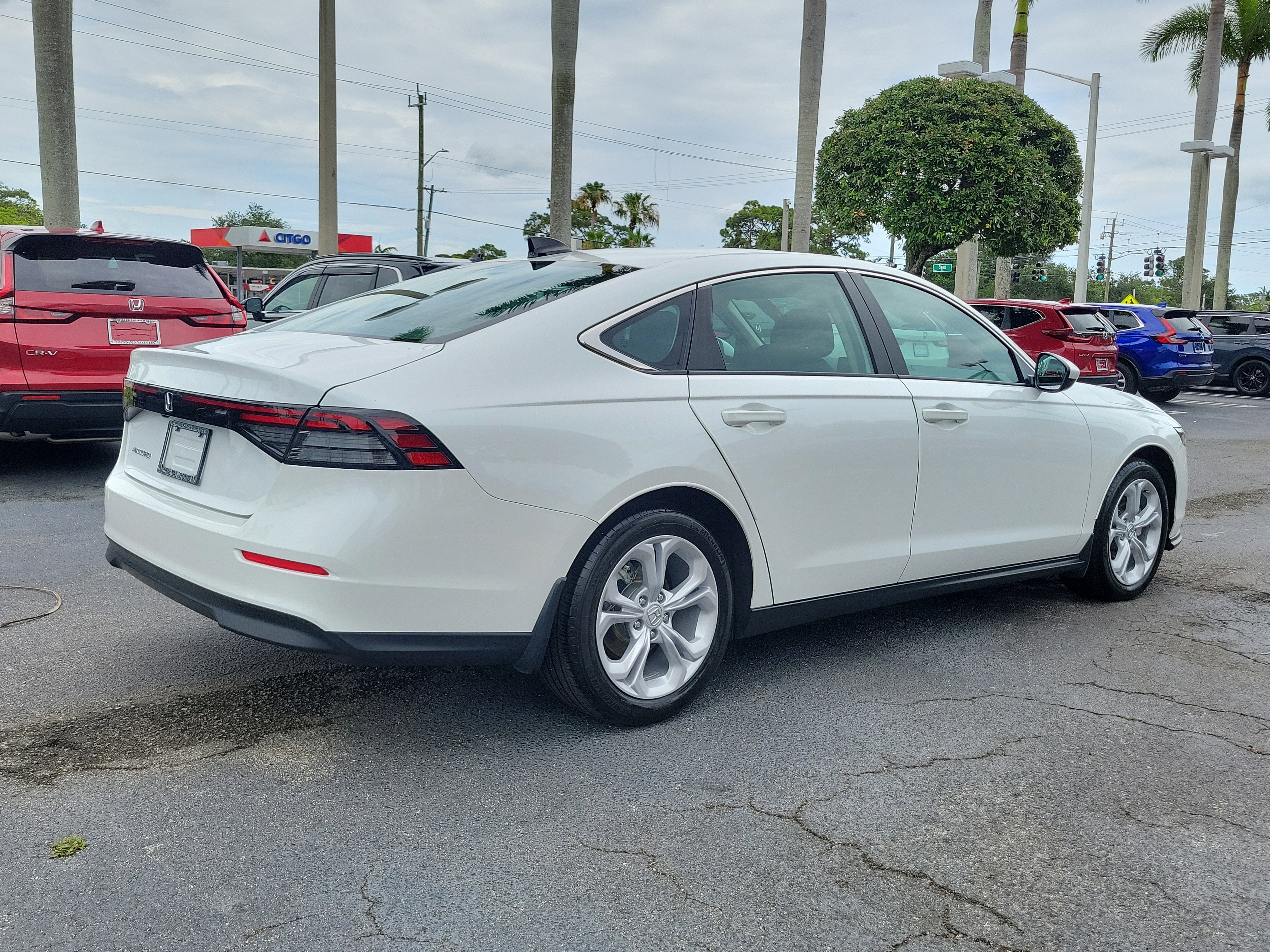 2025 Honda Accord LX - Photo 36