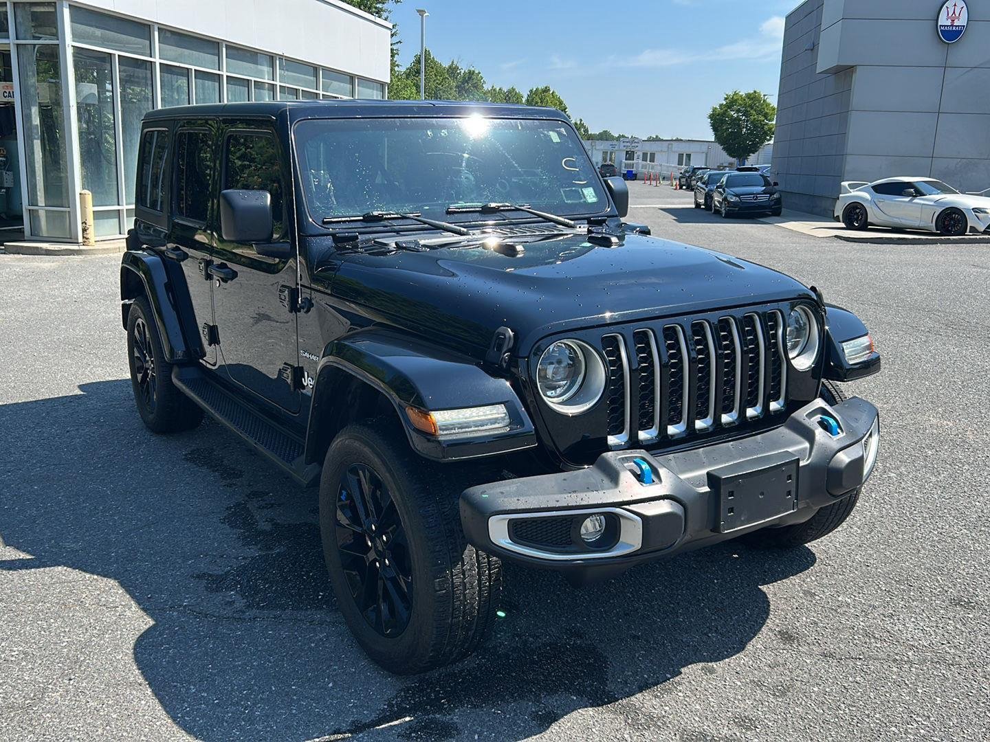 Used 2023 Black Clearcoat Jeep Sahara image 7