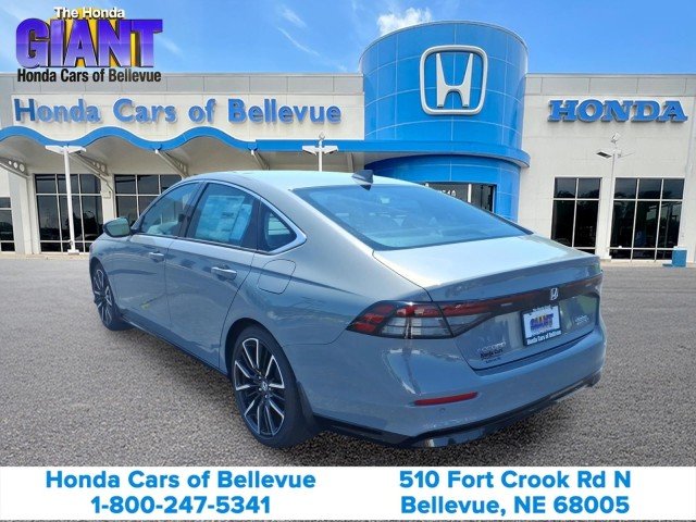 New 2026 Urban Gray Pearl Honda Touring image 7