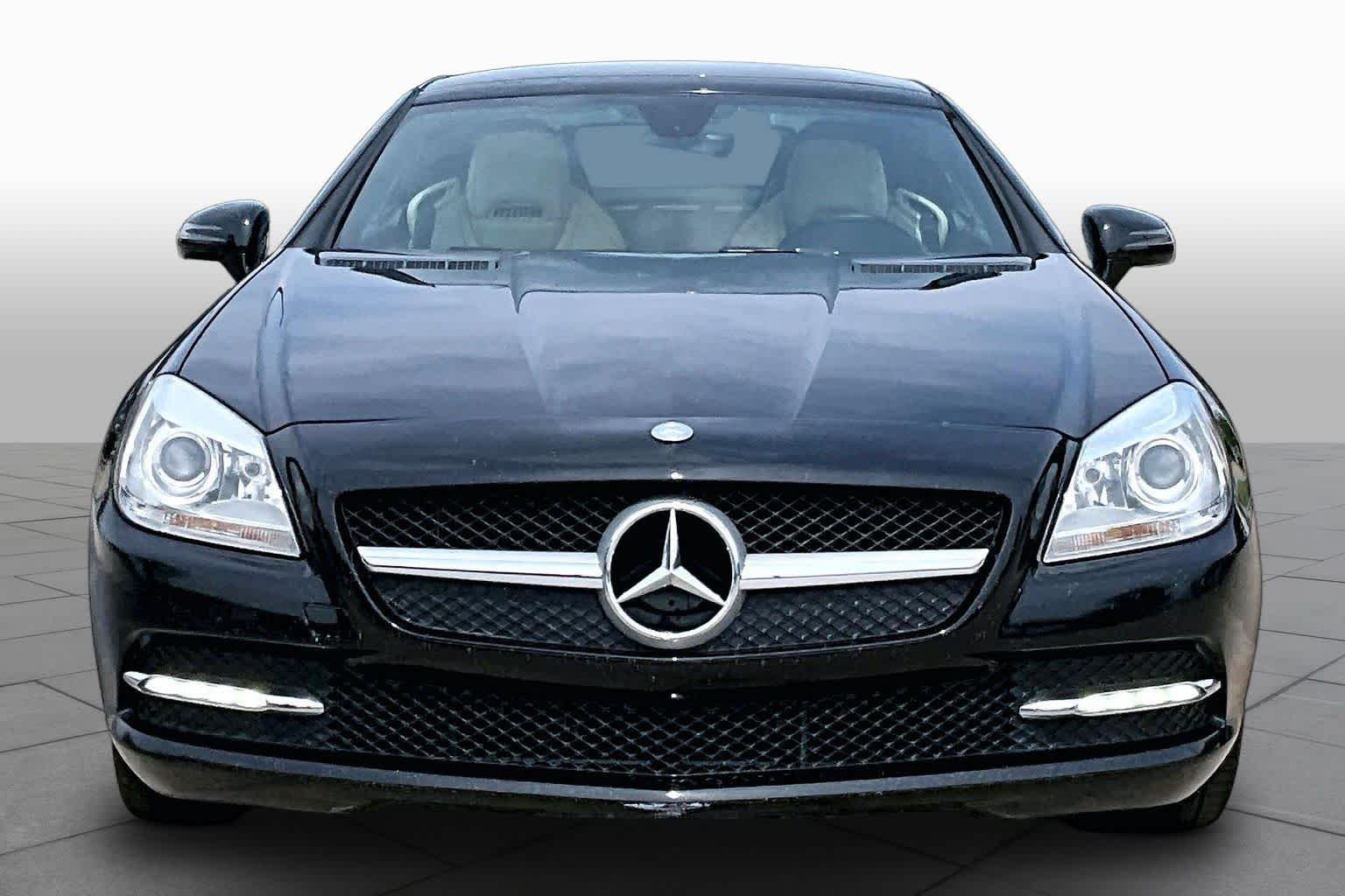 Pre-Owned 2012 Mercedes-Benz SLK 350