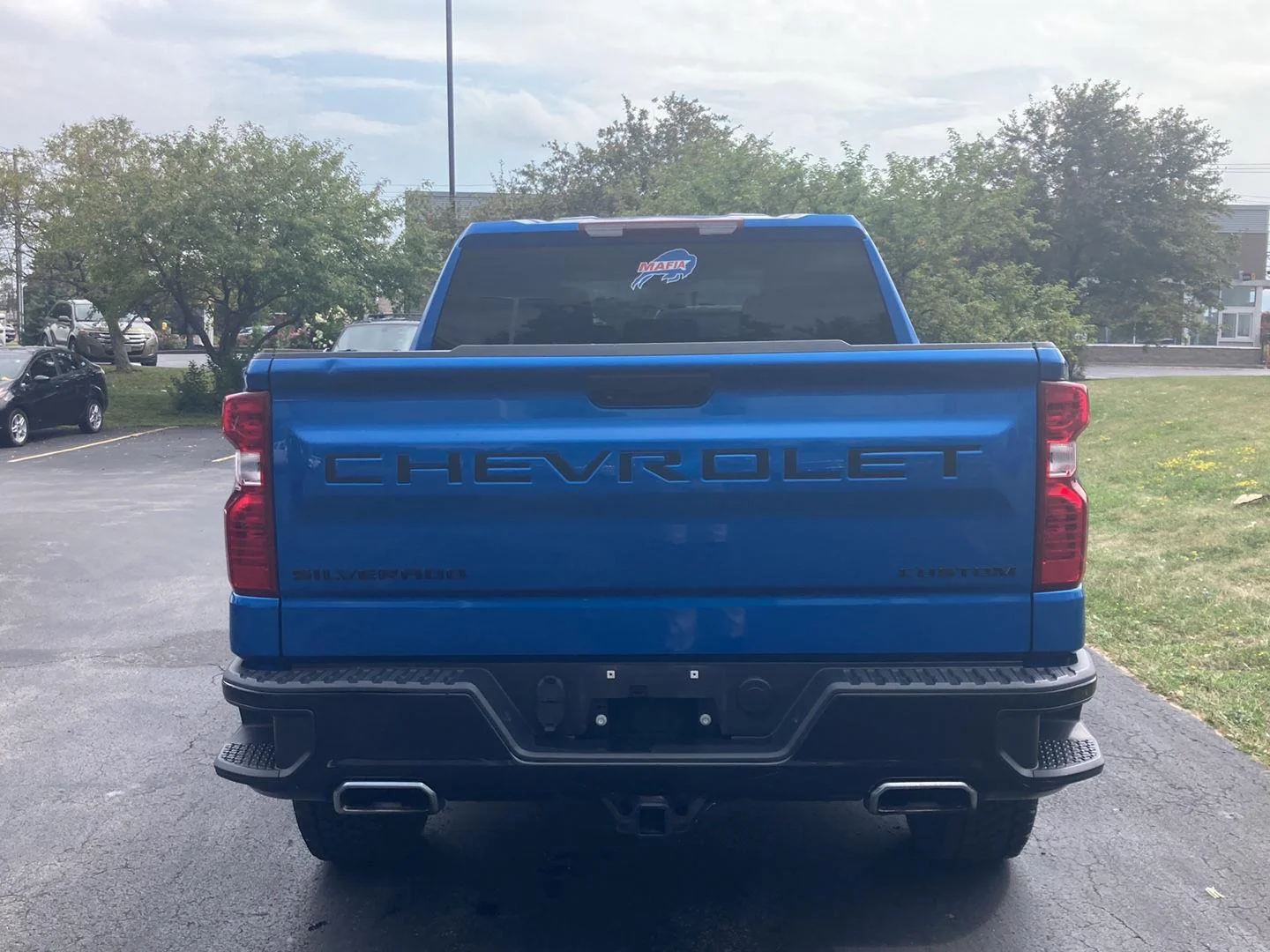Used 2022 Glacier Blue Metallic Chevrolet Custom Trail Boss image 6