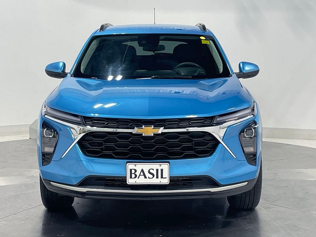 Used 2025 Blue Chevrolet LT image 9