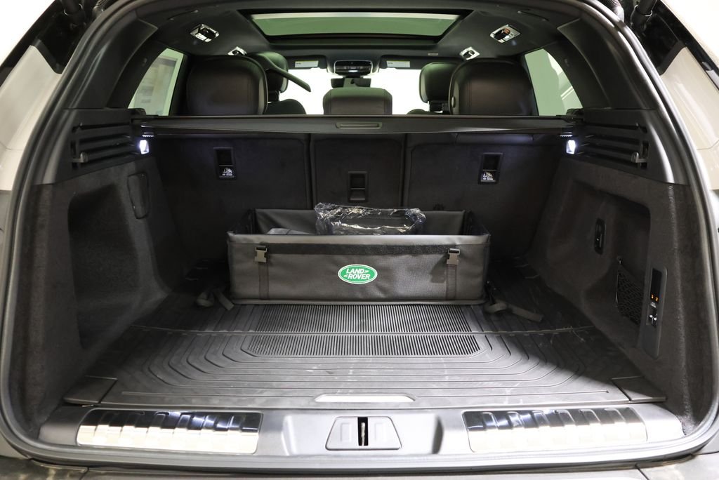 New 2026 Borasco Grey Land Rover Dynamic SE image 45