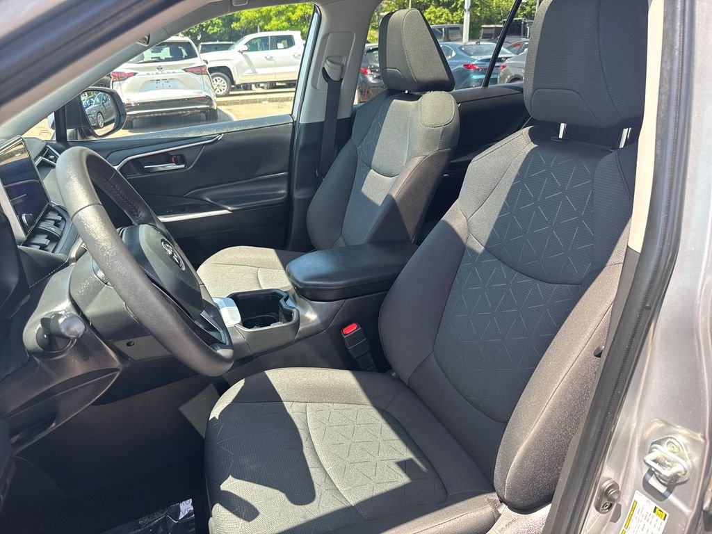 Used 2024 Silver Toyota XLE image 14