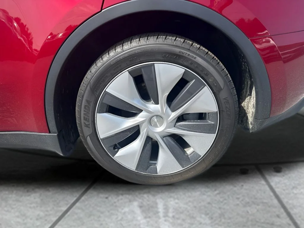 Used 2024 Red Tesla Long Range image 27