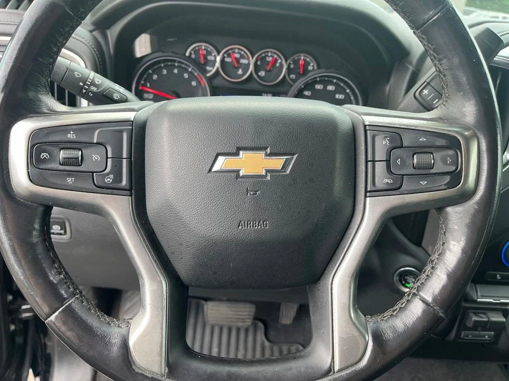 Used 2019 Black Chevrolet LT image 12