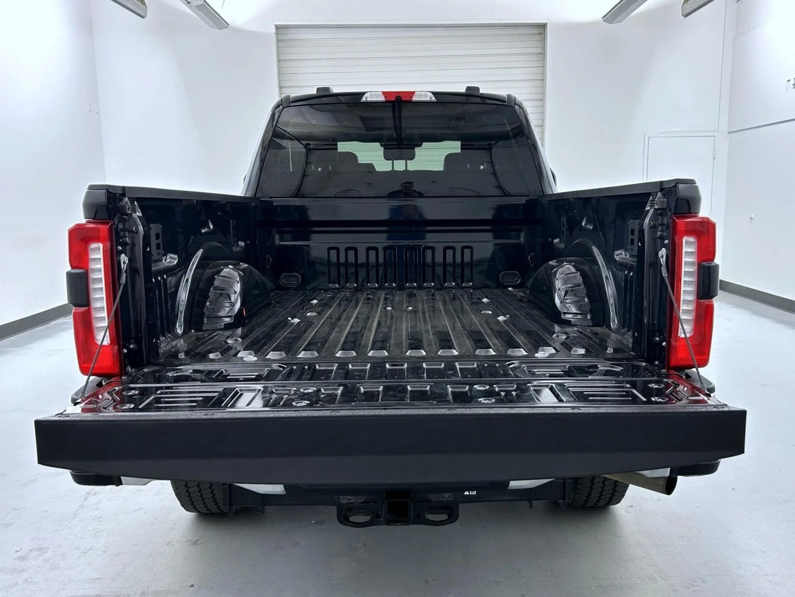 Used 2025 Black Ford Lariat image 22