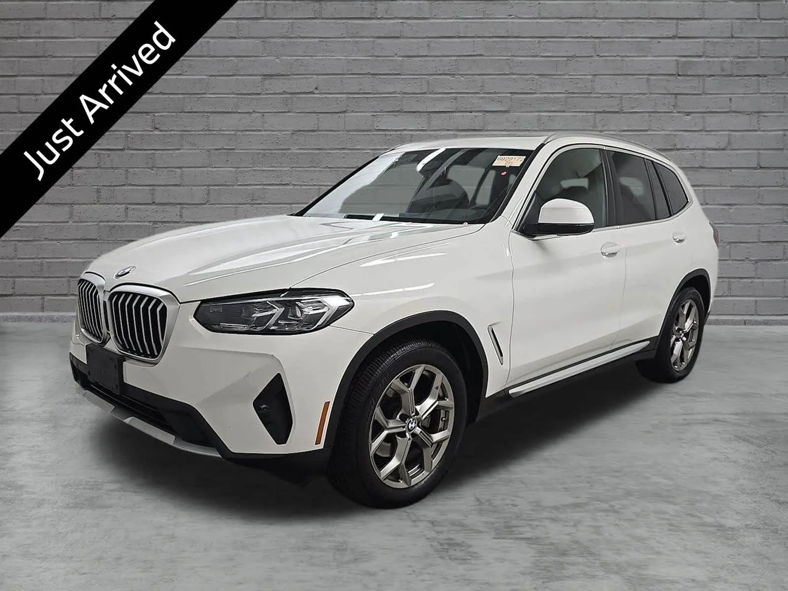 Certified Used 2024 Alpine White BMW xDrive30i image 1