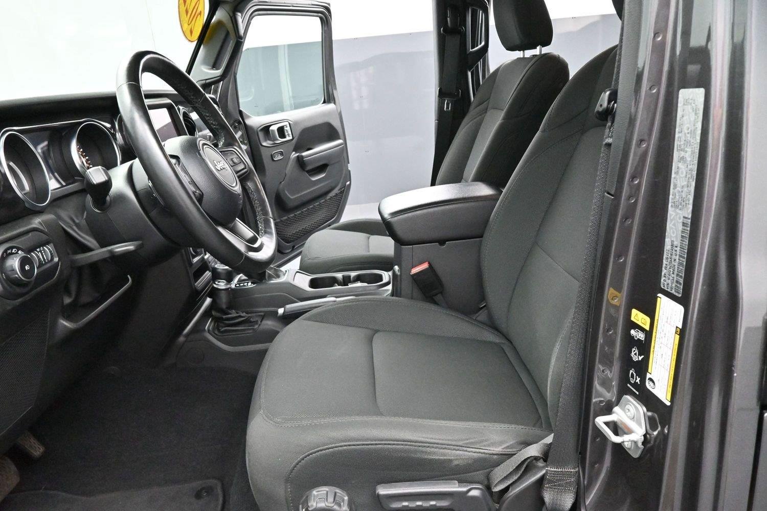 Used 2022 Granite Crystal Metallic Clearcoat Jeep Unlimited Sport Altitude image 12