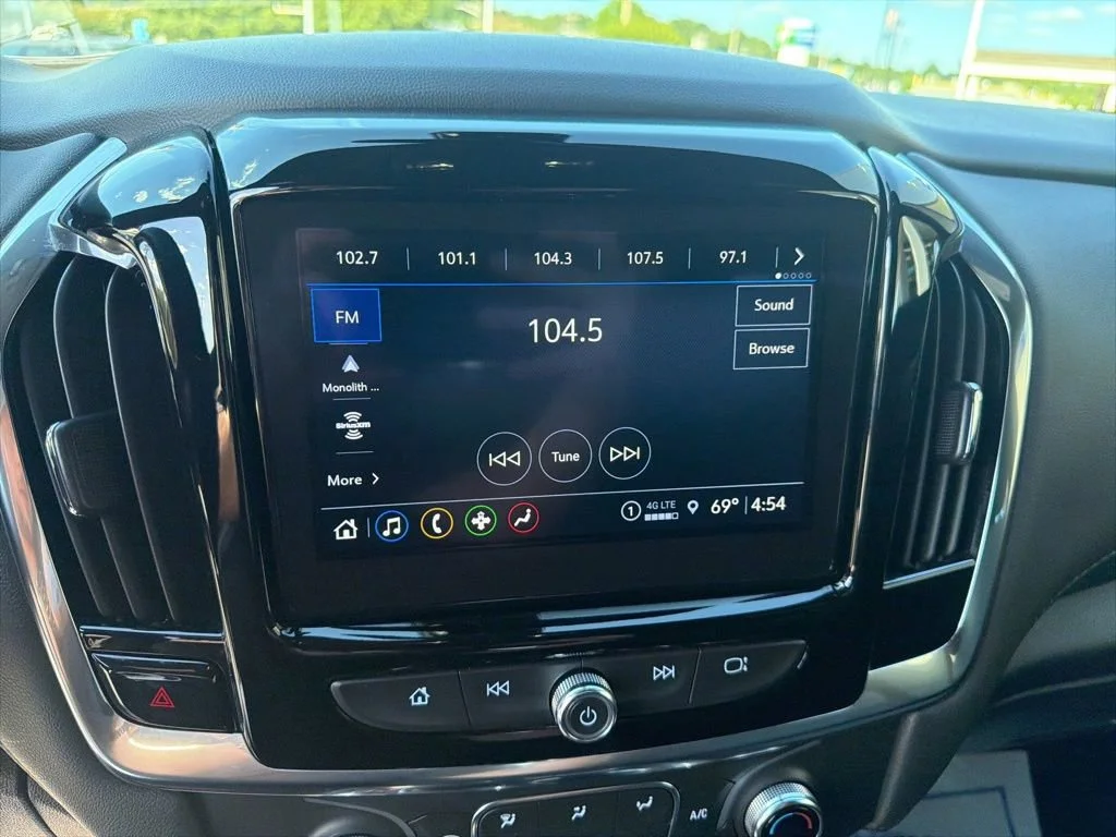 Used 2023 Mosaic Black Metallic Chevrolet LT Cloth image 14