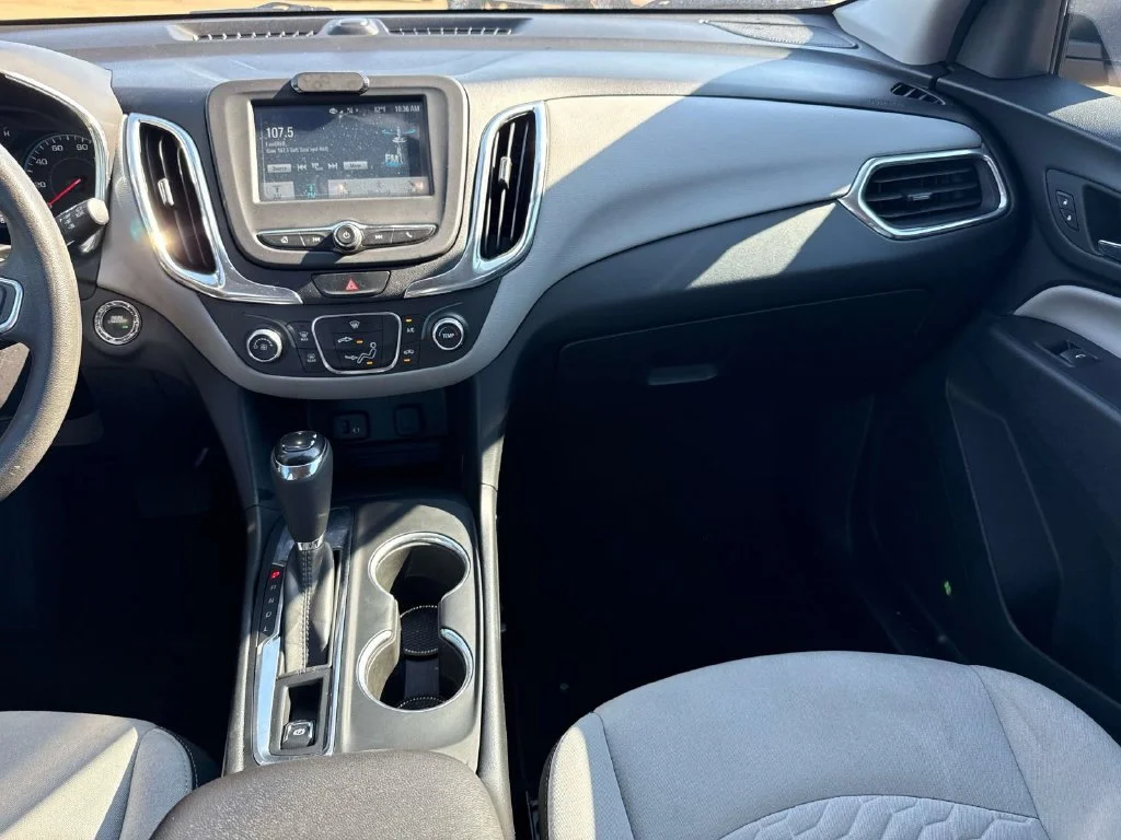 Used 2018 Beige Chevrolet LS image 21