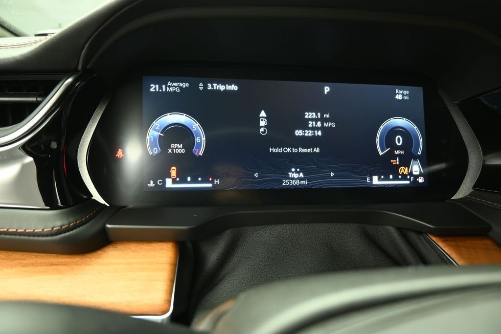Used 2022 Silver Jeep Summit image 32