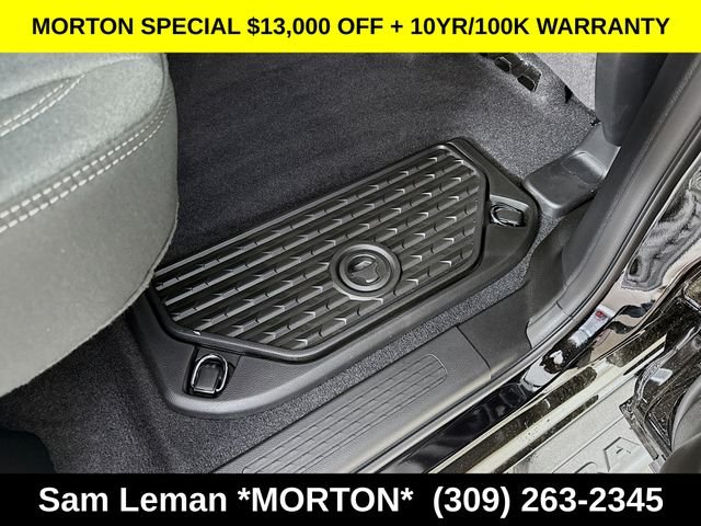 New 2026 Diamond Black Crystal Pearl-Coat Exterior Paint Ram Big Horn/Lone Star image 34