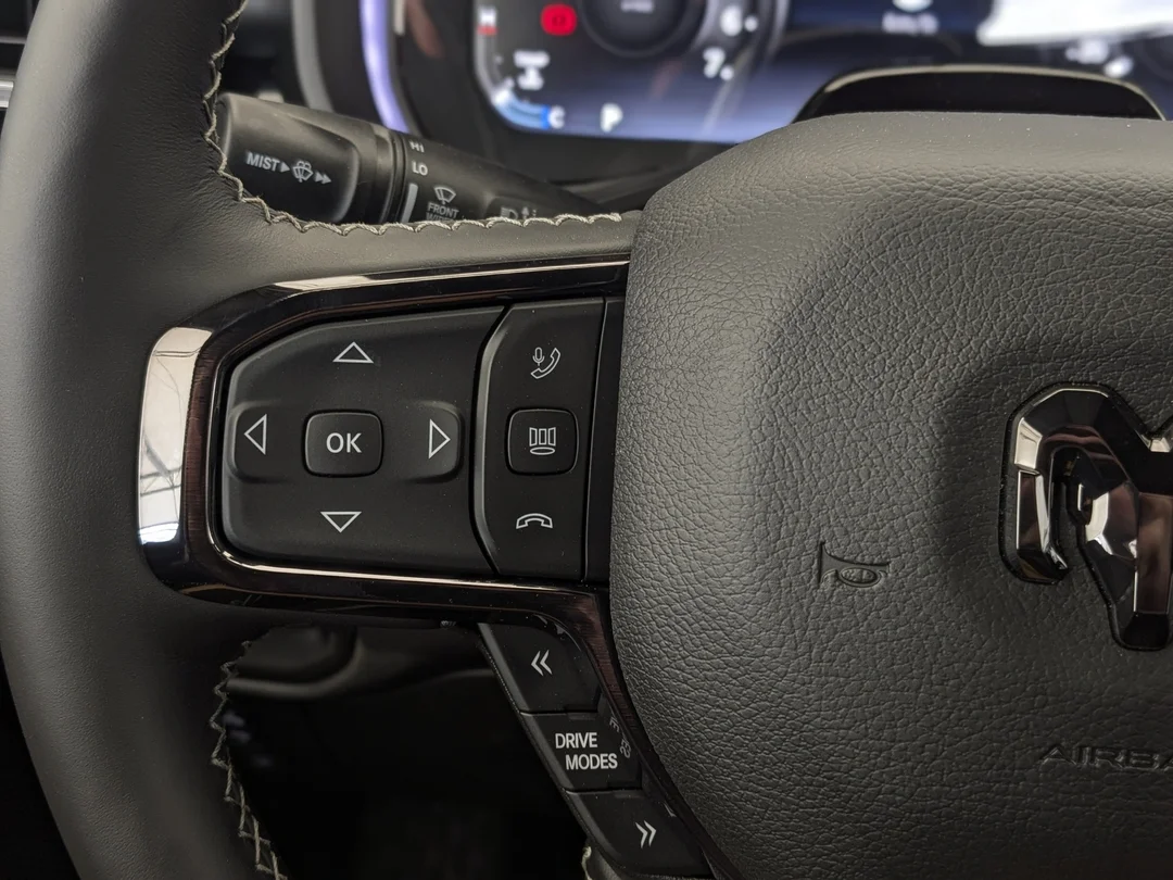 New 2026 Black RAM Limited - - 5.7L HEMI V8 - Pano Sunroof - 14.4 Uconnect - Surround Cam & More! image 17