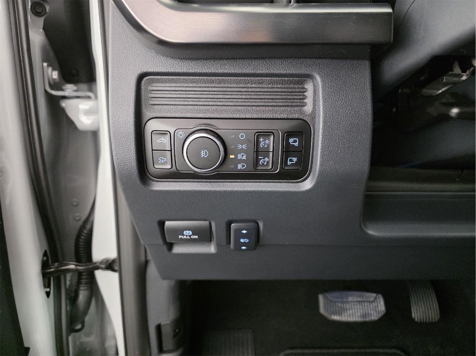 New 2026 Avalanche Ford F-250® Lariat® image 32