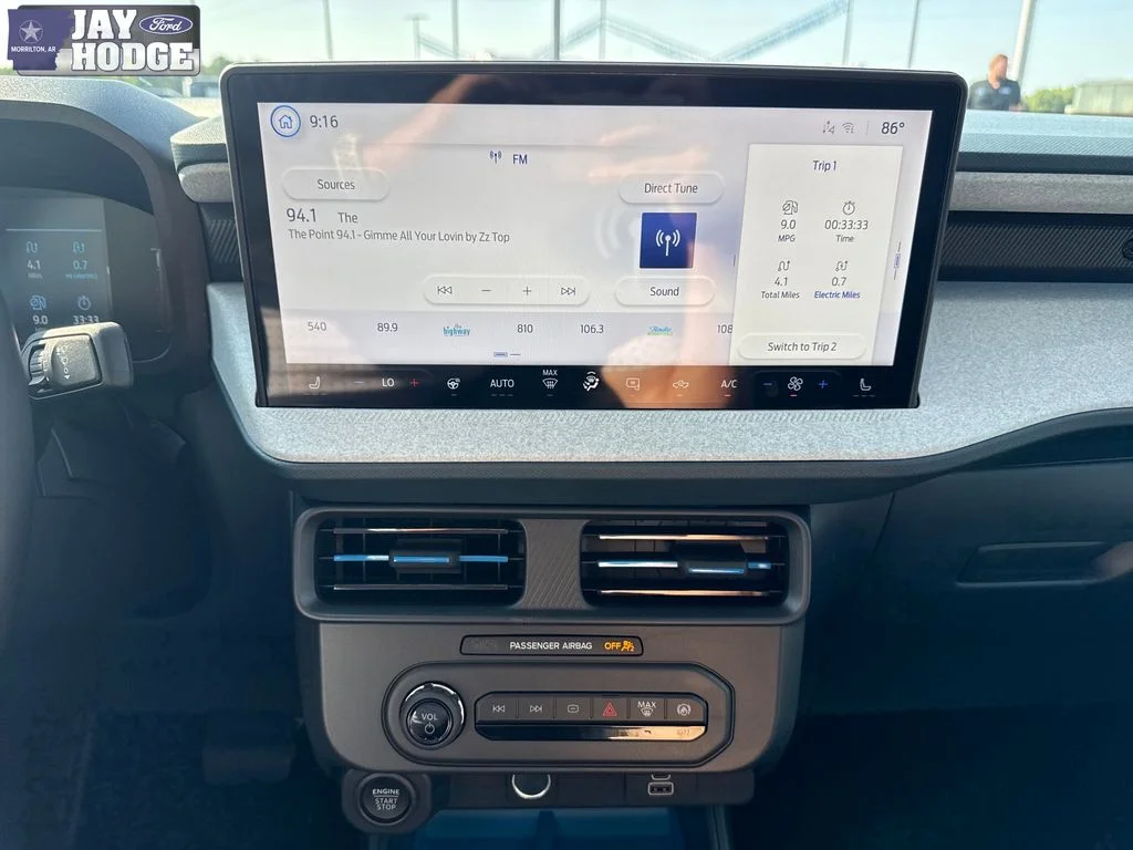 New 2026 Oxford White Ford XLT image 14