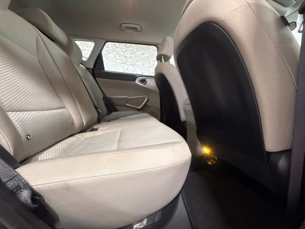 Used 2020 Sparkling Silver Kia LX image 13