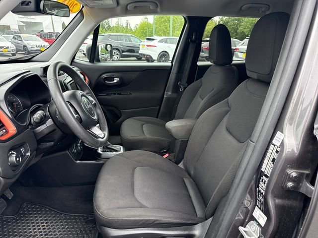 Used 2018 Granite Crystal Metallic Clearcoat Jeep Upland Edition image 15