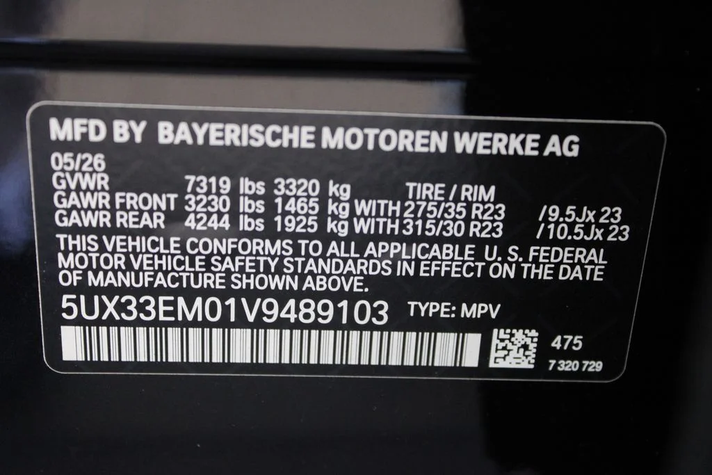 New 2027 Black Sapphire Metallic BMW M60i image 30