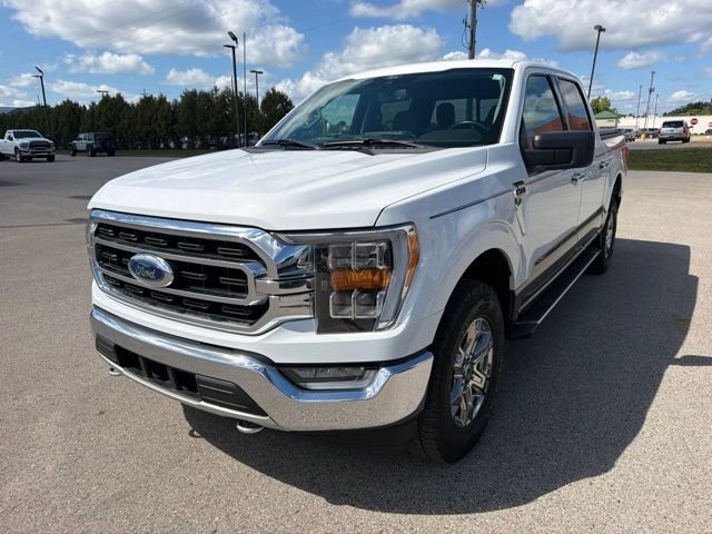 Used 2021 White Ford XLT image 3