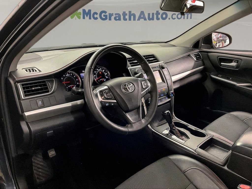 Used 2017 Gray Toyota SE image 17