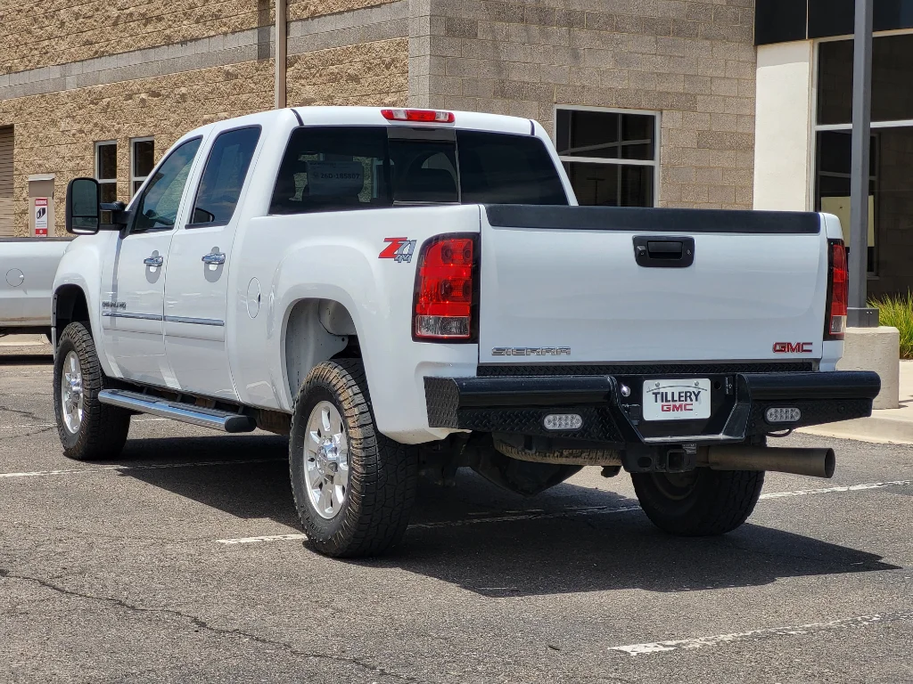 Used 2014 SUMMIT WHITE GMC Denali image 6
