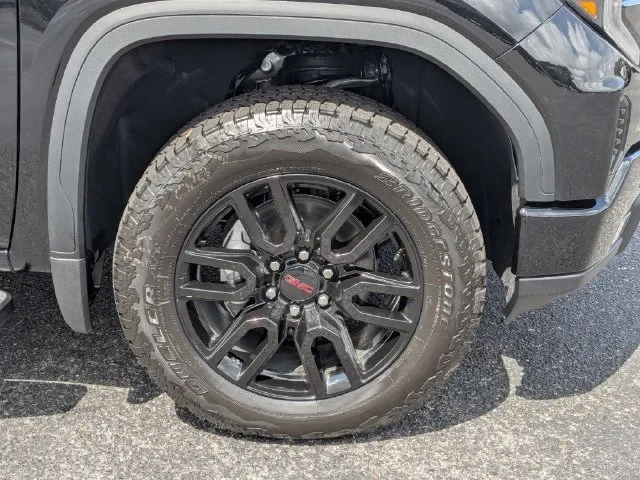 New 2026 Onyx Black GMC Elevation image 11