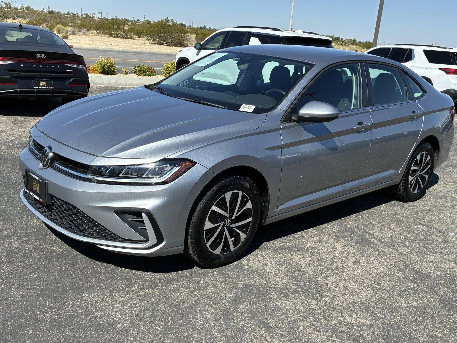 Used 2025  Volkswagen S image 3