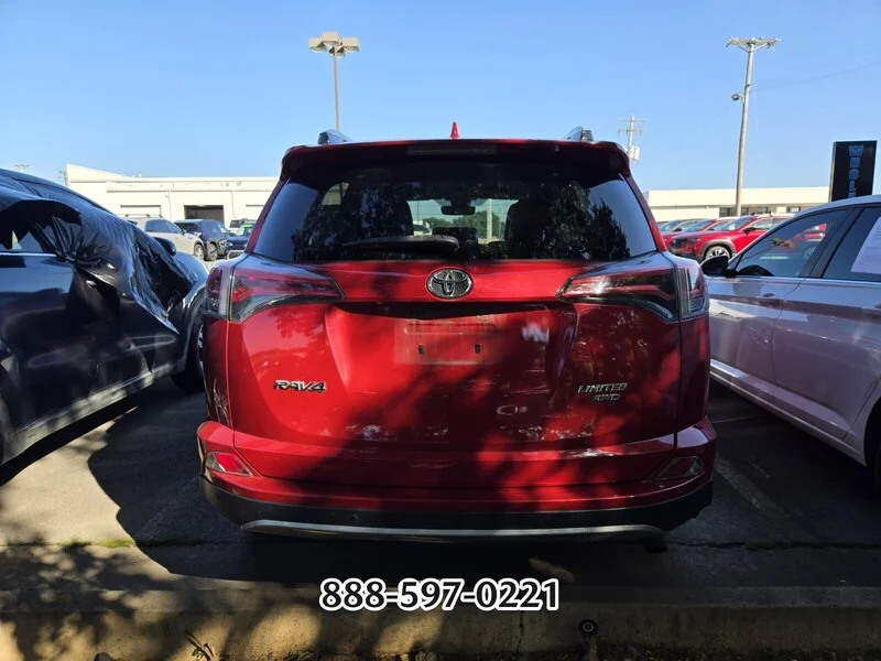 Used 2017 Barcelona Red Metallic TOYOTA LIMITED image 5