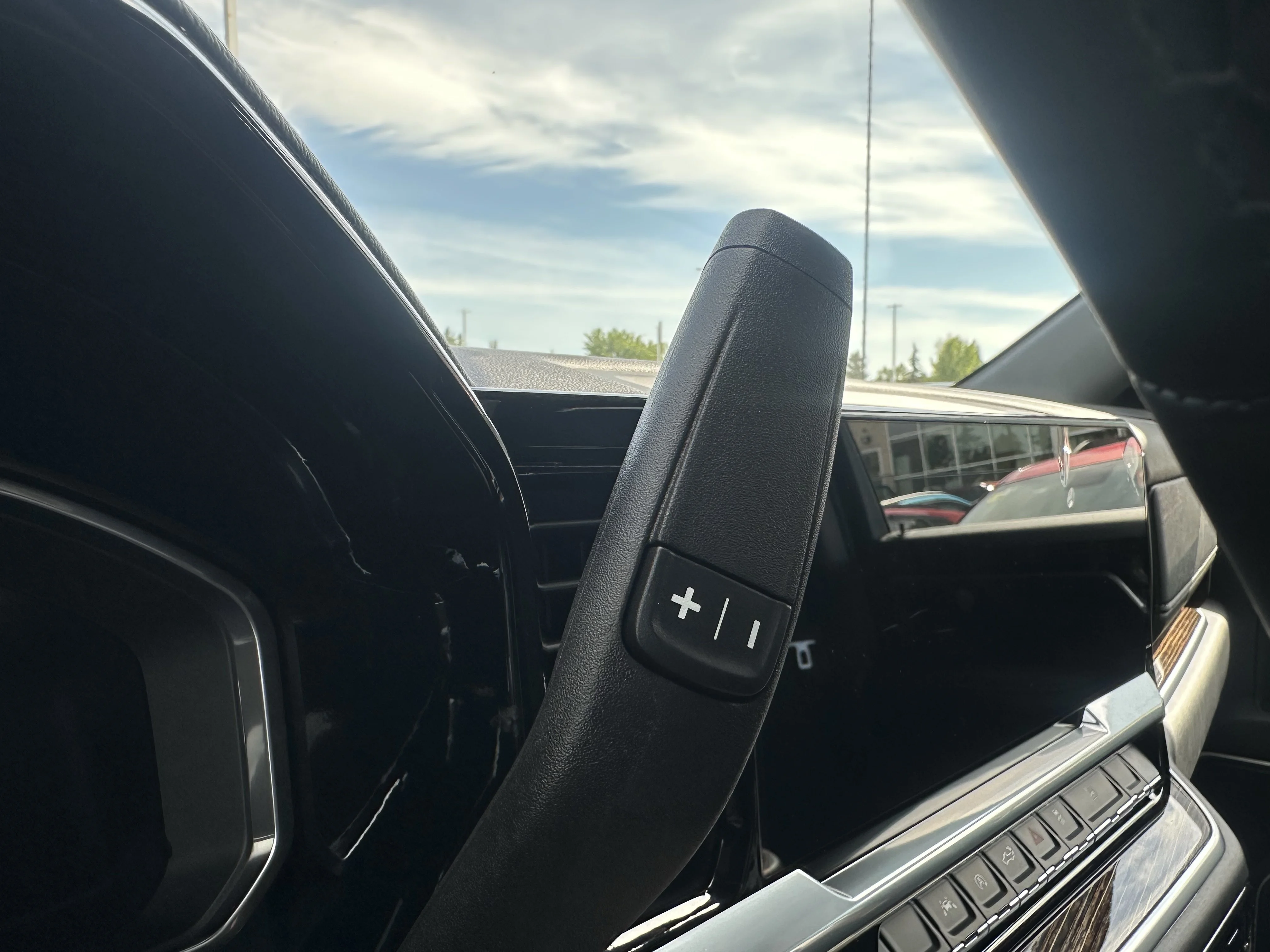 New 2026 Sterling Metallic GMC Elevation image 17