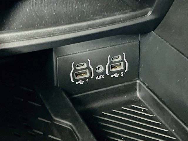 2025 Chrysler Pacifica Limited - Photo 21