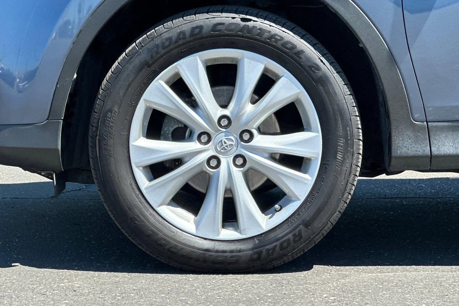 Used 2013 Shoreline Blue Pearl Toyota Limited image 25