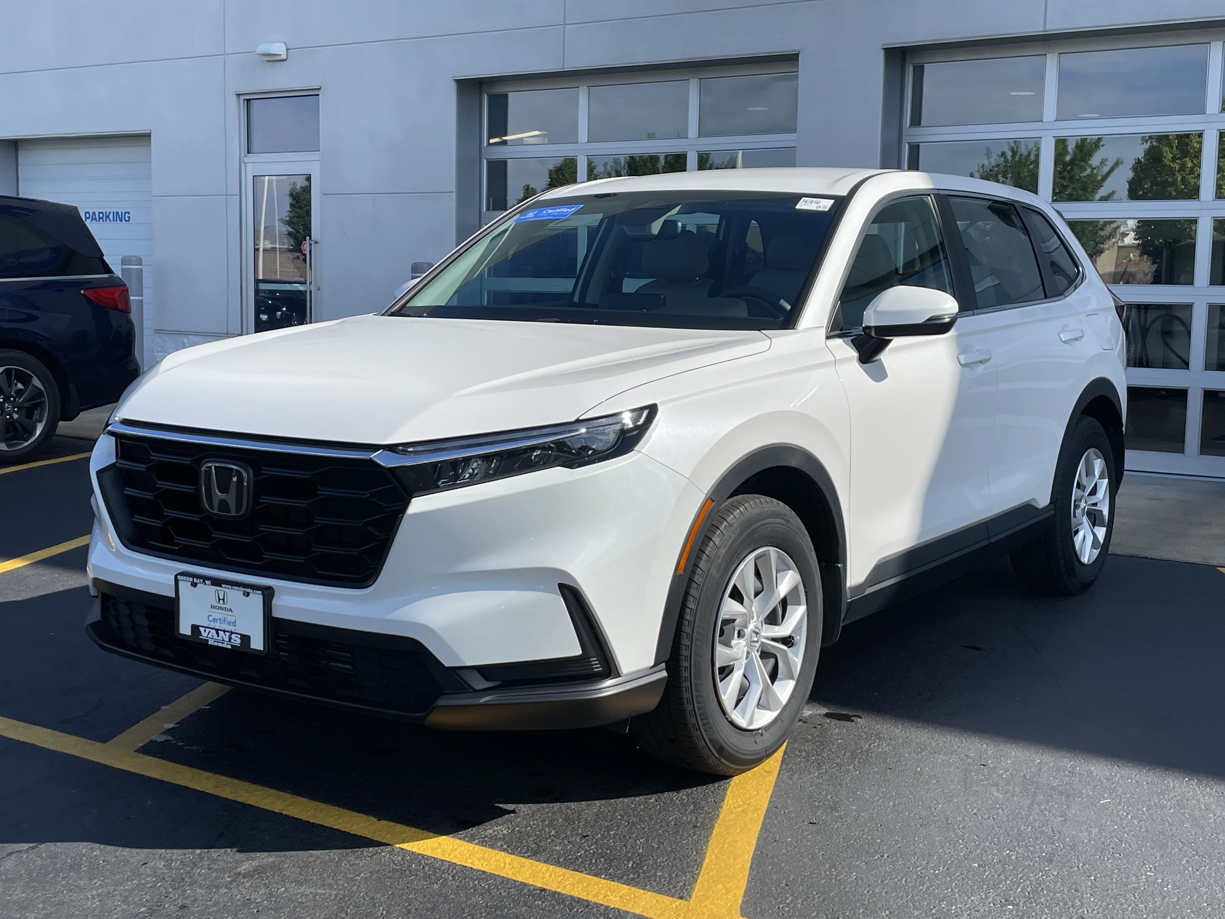 Certified Used 2023 Platinum White Pearl Honda 1.5T AWD LX image 30