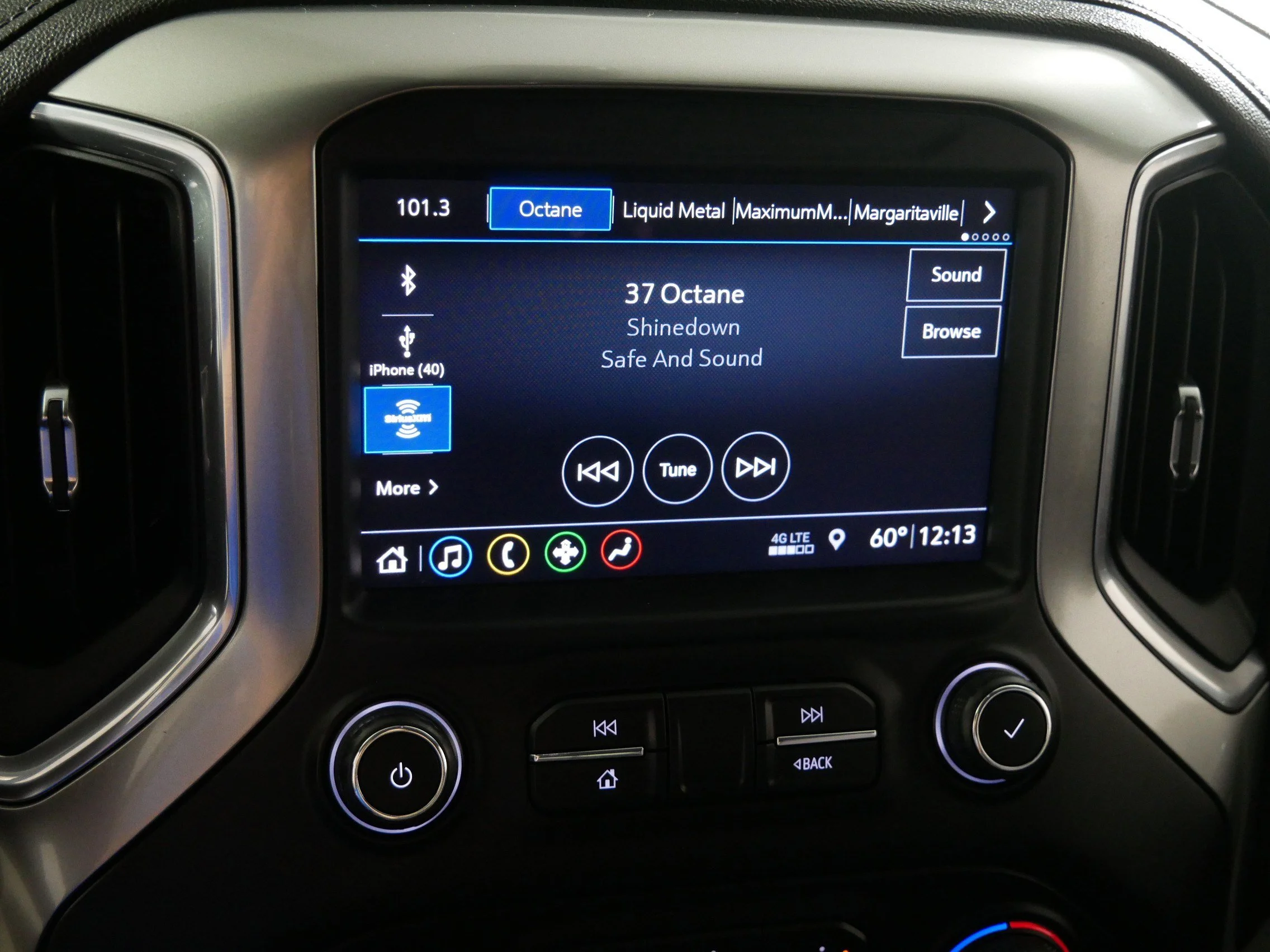 Used 2019 Shadow Gray Metallic Chevrolet LT image 22