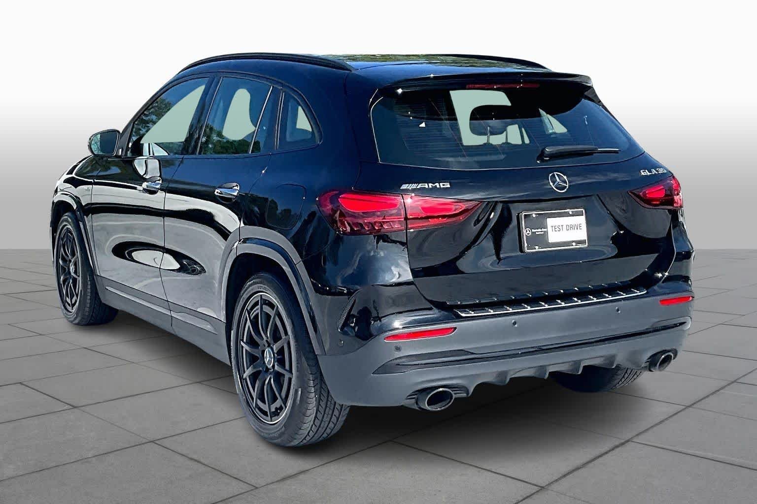 Used 2025 Night Black Mercedes-Benz AMG® GLA 35 image 19