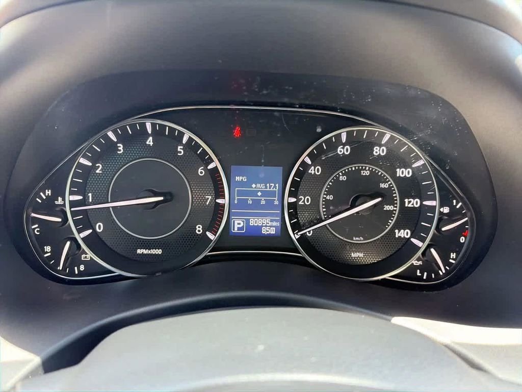 Used 2018 Silver Nissan SL image 28