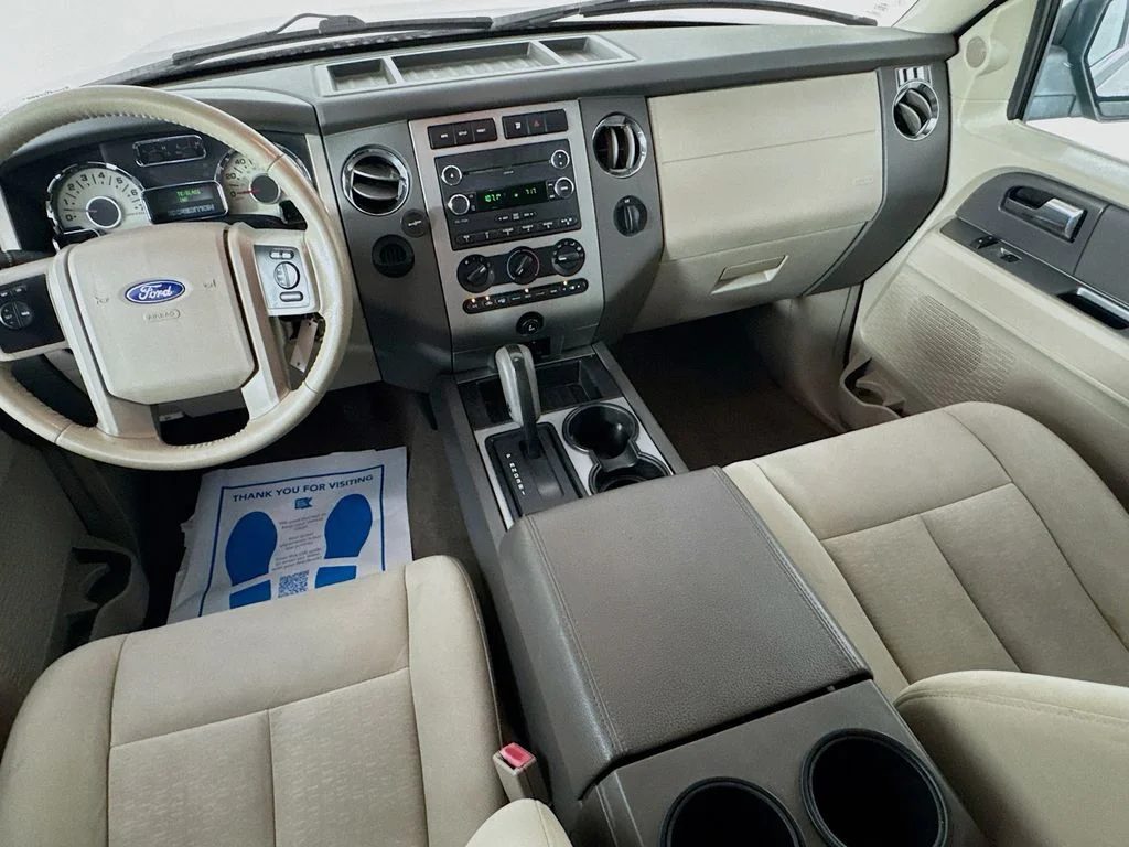 Used 2013 Silver Ford XLT image 24